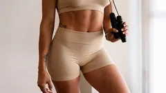 A técnica vence o tempo: o segredo dos treinos para manter a forma em casa