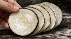 O vegetal esquecido com um grande poder: fortalece o cabelo e dá luminosidade à pele