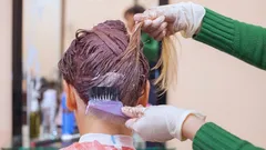 Com que frequência se pode pintar o cabelo? Um cabeleireiro deu uma resposta clara